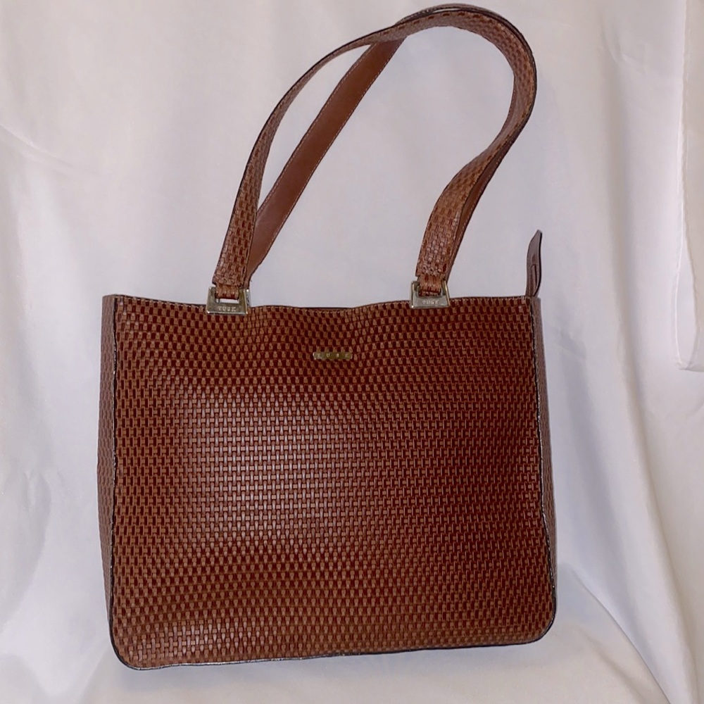 TUSK Woven Zipper Tote